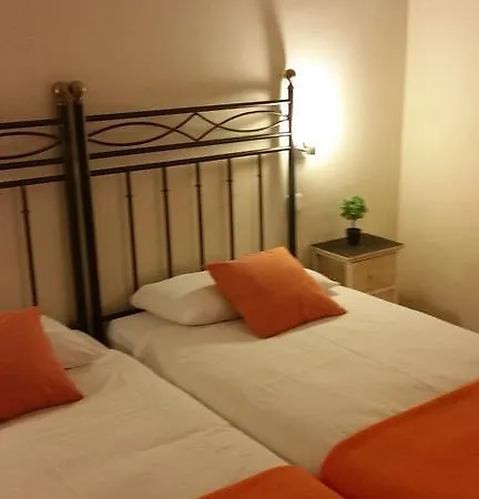 La Almadraba Apartment *